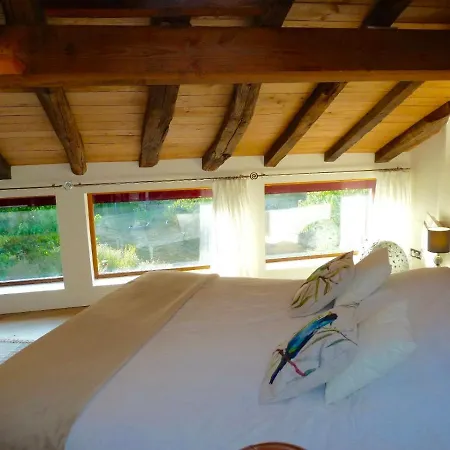 La Maison Triangulaire Roussines