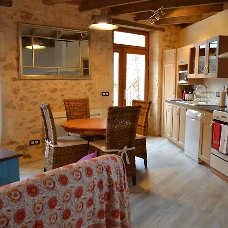 Semesterbostad La Maison Triangulaire *