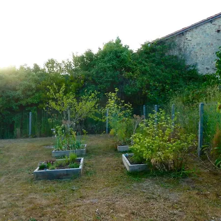 La Maison Triangulaire *