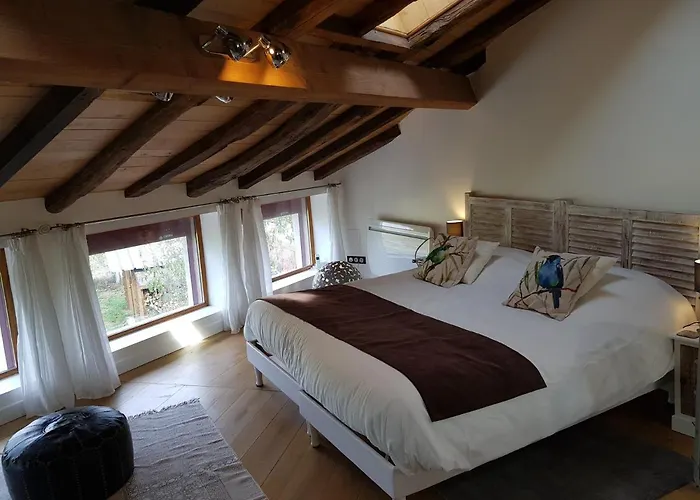 Hébergement de vacances La Maison Triangulaire Roussines