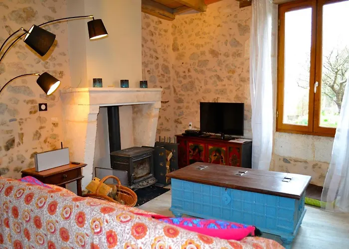 Hébergement de vacances La Maison Triangulaire *