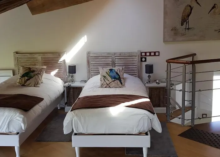 Hébergement de vacances La Maison Triangulaire Roussines