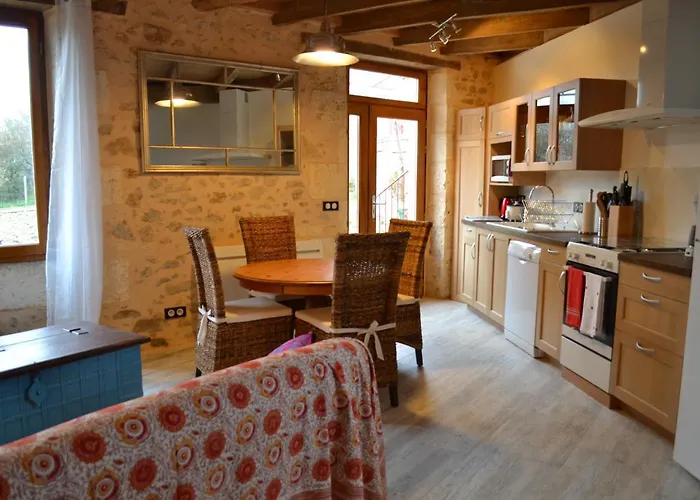 Hébergement de vacances La Maison Triangulaire *