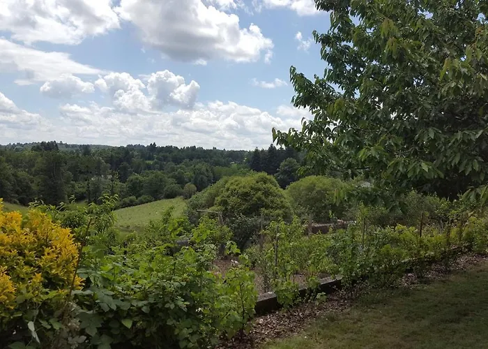 La Maison Triangulaire Roussines